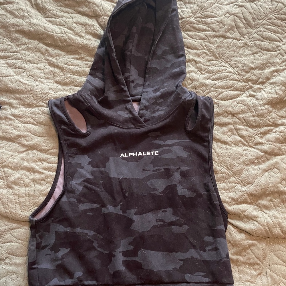 Alphalete Gray Hooded Crop Top